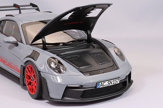 ノレブ 1/18 ポルシェ 911 GT3 RS 2022 アークティックグレー