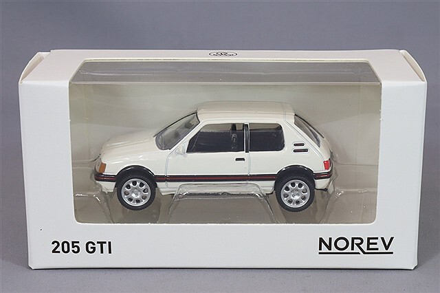 プジョー205　オーナーズマニュアル peugeot 205 ヘインズ 整備書（プジョー） - メルカリ