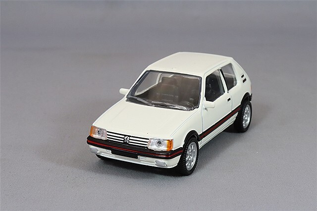 ノレブ 1/54 プジョー 205 GTI 1988 メイジェイホワイト