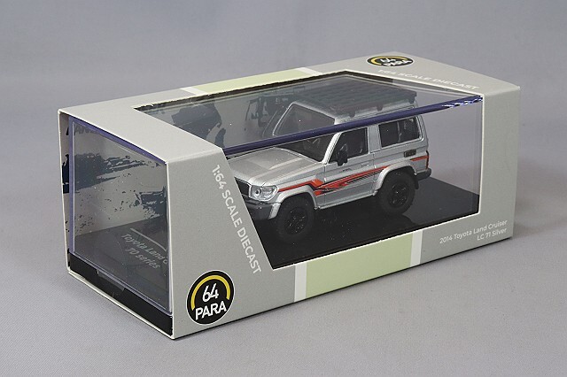 PARA64 1/64 トヨタ ランドクルーザー 71 2014 シルバー 右ハンドル