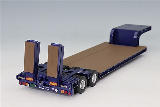 プラッツ/ケンクラフト 1/50 16輪 中低床重量物運搬用トレーラー 自動