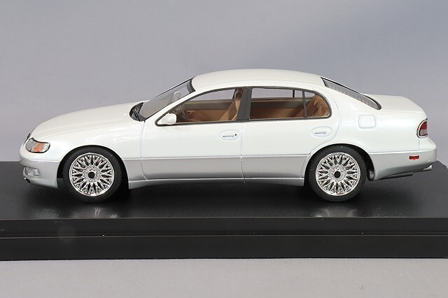 MARK43 1/43 トヨタ アリスト 3.0V (JZS147) カスタムバージョン