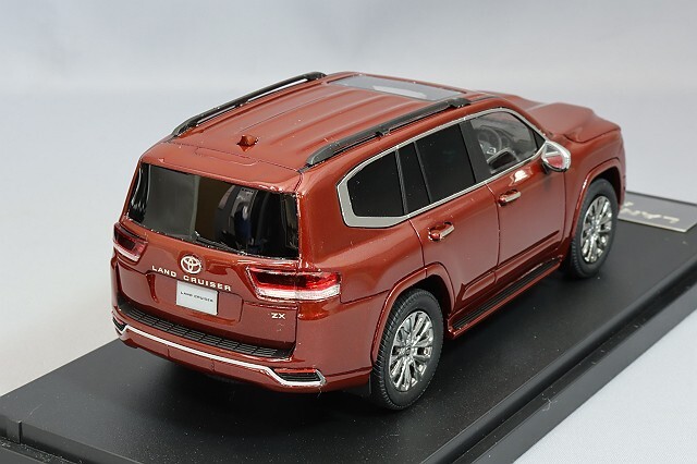 トヨタ ランドクルーザー 1/43 赤 ランドクルーザー300 ZX レッド (ミニカー) - ホビーサーチ ミニカー