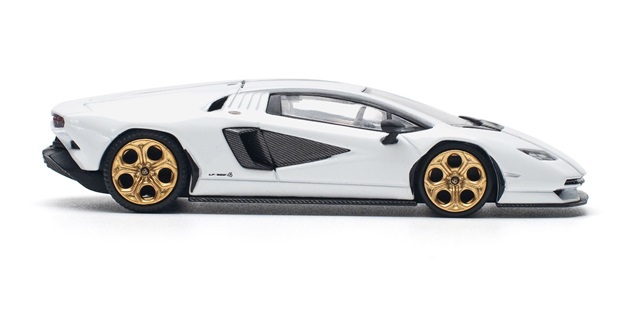 POP RACE 1/64 ランボルギーニ カウンタック LPI 800-4 BIANCO SIDERALE