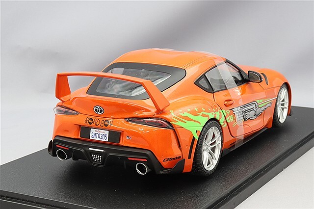 ソリド 1/18 トヨタ GR スープラ トリビュート 2024 オレンジ 左ハンドル