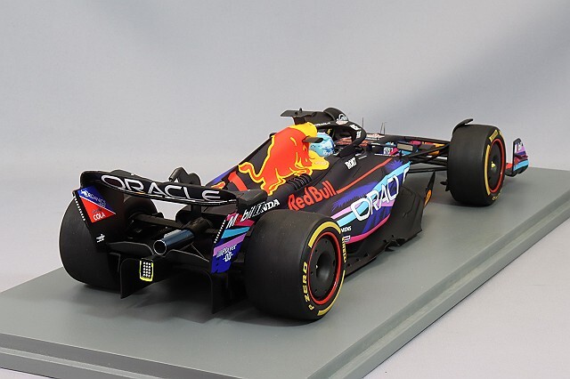 スパーク 1/18 オラクル レッドブル RB19 2023 F1 マイアミGP