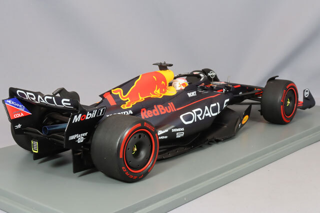 スパーク 1/18 オラクル レッドブル レーシング RB19 2023 F1 スペイン