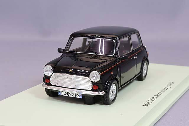 □スパークモデル 1/43 1969 ミニ 400万台達成記念車
