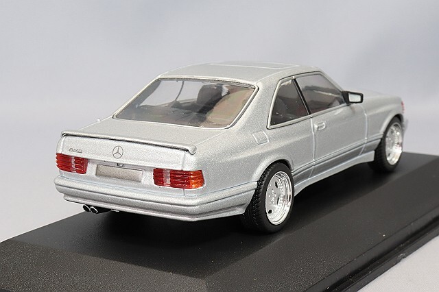 ソリド 1/43 メルセデスベンツ 560 SEC ワイドボディ シルバー
