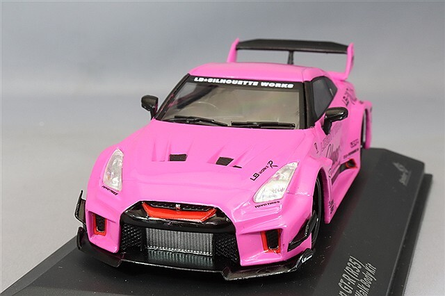 ソリド 1/43 日産 GT-R R35 LB シルエット ピンク