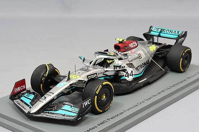 スパーク 1/43 メルセデス AMG ペトロナス W13 Eパフォーマンス 2022