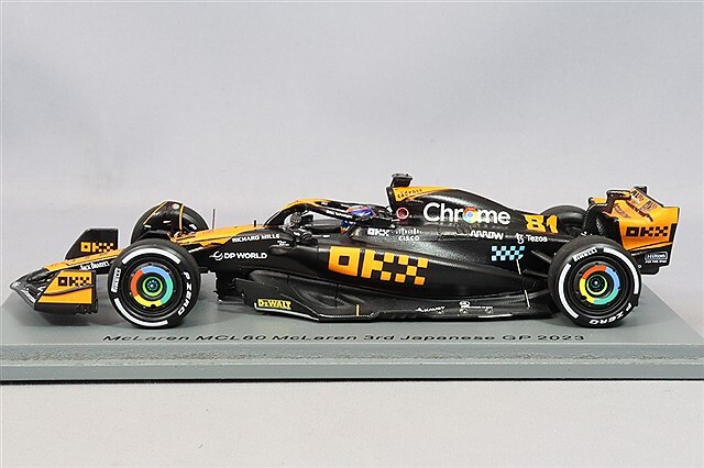 日本未発売　タバコ仕様　ビッグスケールF1 マクラーレン　MCL60 2023年 タバコ仕様 日本未発売 ビッグスケールF1 マクラーレン MCL60