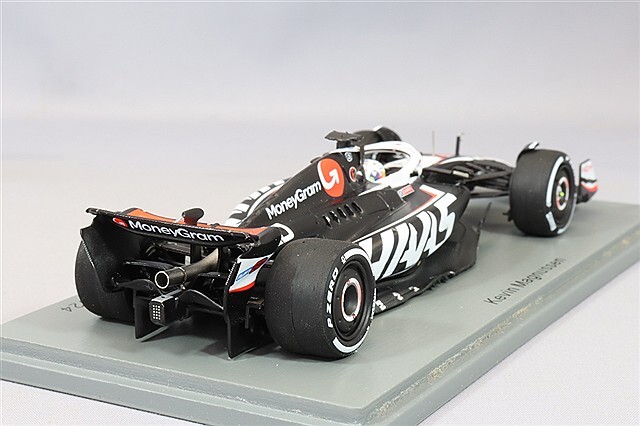 スパーク 1/43 マネーグラム ハース F1チーム VF-24 2024 F1