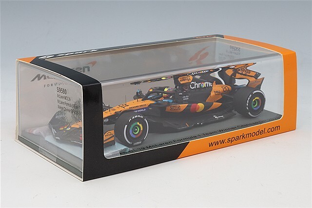 スパーク 1/43 マクラーレン F1チーム 2025 F1 中国GP ウィナー #81 O