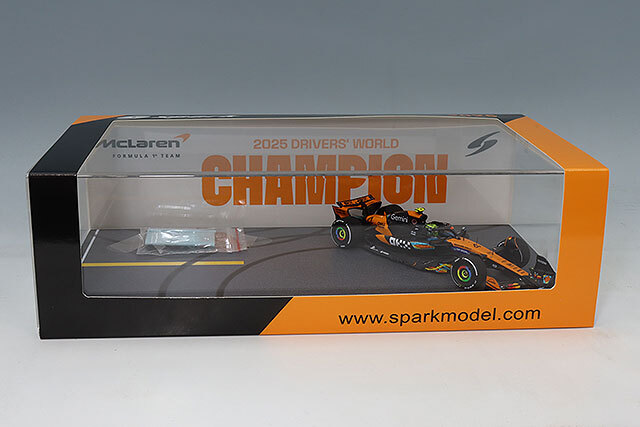 スパーク 1/43 マクラーレン MCL39 F1ドライバーズチャンピオン 2025