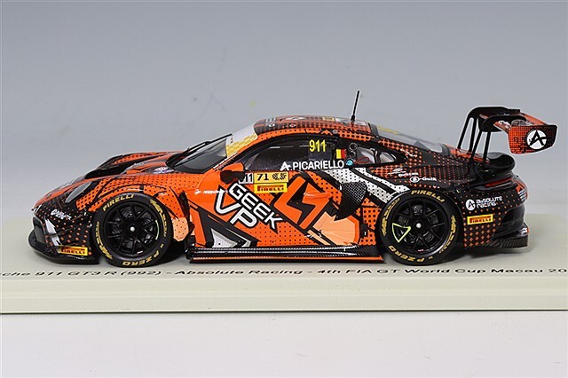 スパーク 1/43 ポルシェ 911 GT3R (992) アブソリュートレーシング