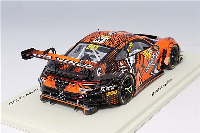 スパーク 1/43 ポルシェ 911 GT3R (992) アブソリュートレーシング