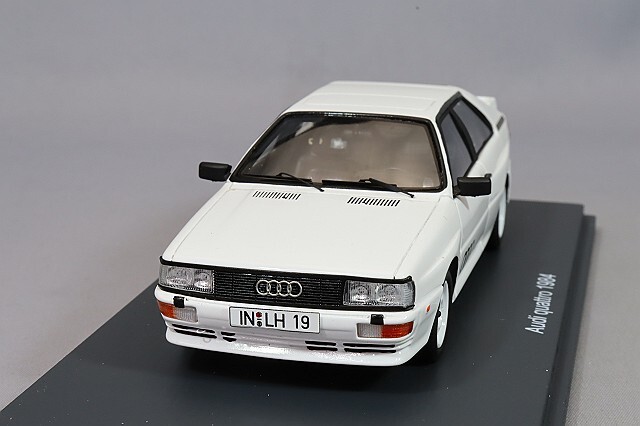 シュコー PRO.R43 1/43 アウディ クワトロ 1984 ホワイト レジン製