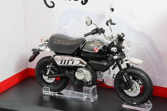 スカイネット 1/12 ホンダ モンキー 125 パールネビュラレッド Amazon | 青島文化教材社(AOSHIMA) スカイネット 1/12 完成品