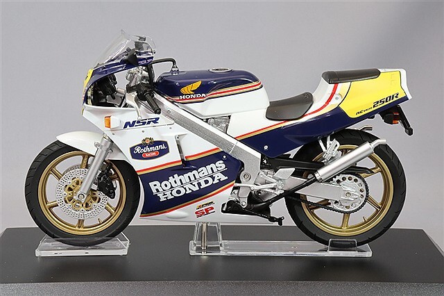 ホンダ NSR 
ラジコン バイク

京商 青島文化教材社 スカイネット 1/12 ホンダ NSR250R SP 1988