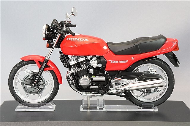 ホンダ CBX400F プラモデル 1/123台セット ホンダ CBX400F プラモデル 1/123台セット Amazon | 青島文化
