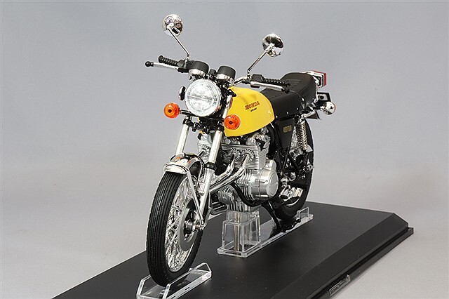 青島文化教材社 スカイネット 1/12 ホンダ CB400FOUR パラキートイエロー