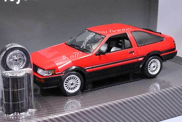 サンスター 1/24 トヨタ カローラ レビン AE86 1985 レッド/ブラック