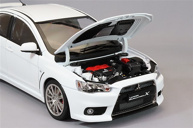 VIAT 1/18 101-107 三菱 ランサー エボリューション X VIAT MODEL 1:18 scale new alloy all-open Mitsubishi Lancer