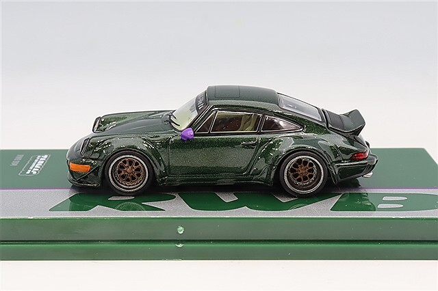 Tarmac 1/64 RWB 964 グリーン