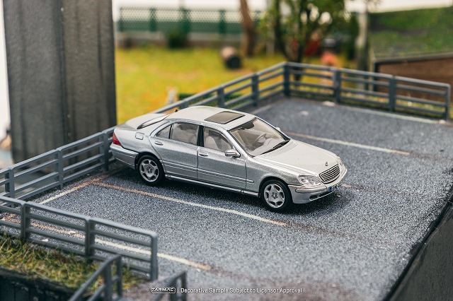 メルセデスベンツ　Sクラス ターマックワークス　チェイス1/64 最終価格 メルセデスベンツ Sクラス ターマックワークス チェイス1/64