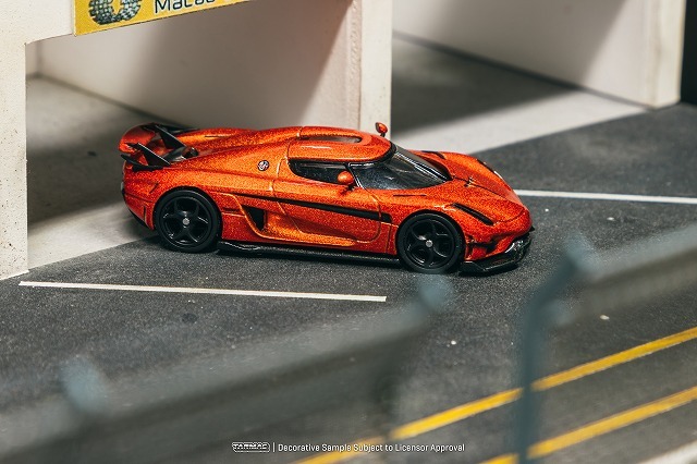 Tarmac 1/64 ケーニグセグ レゲーラ オレンジメタリック/ブラック