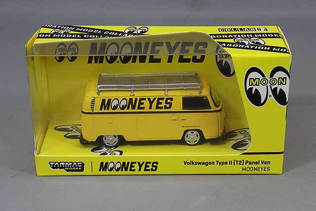 TARMAC WORKS 1/64 Volkswagen Type II (T2) Panel Van Mooneyes