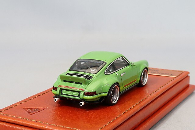 タイタン64 1/64 シンガー DLS グリーン