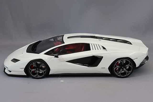 Top Speed 1/18 ランボルギーニ カウンタック LPI 800-4 Bianco