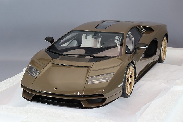 TOP SPEED 1/18 ランボルギーニ カウンタック LPI 800-4 ダークブロンズ