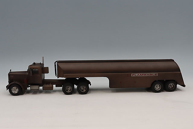 イクソ 1/43 ピータービルト 281 タンクトレーラー 1955 エイジング