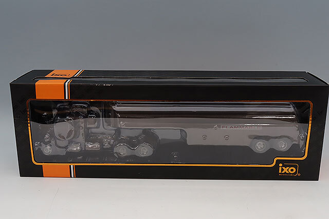 イクソ 1/43 ピータービルト 281 タンクトレーラー 1955 エイジング