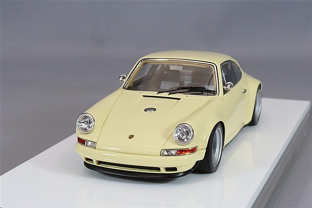 VISION 1/43 シンガー 911 (964) クーペ パステルイエロー