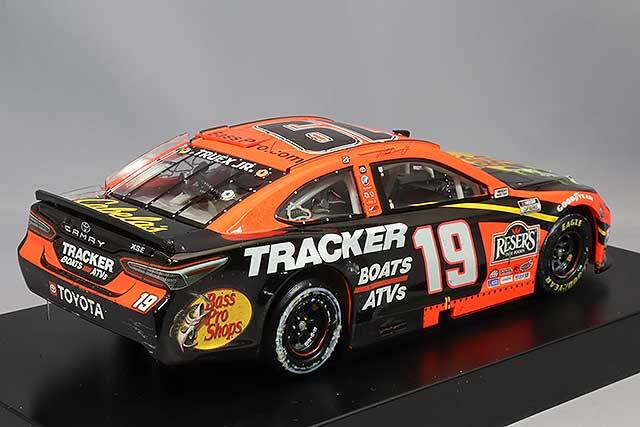 ライオネルレーシング 1/24 トヨタ カムリ 2021 NASCAR ブルーエミュー