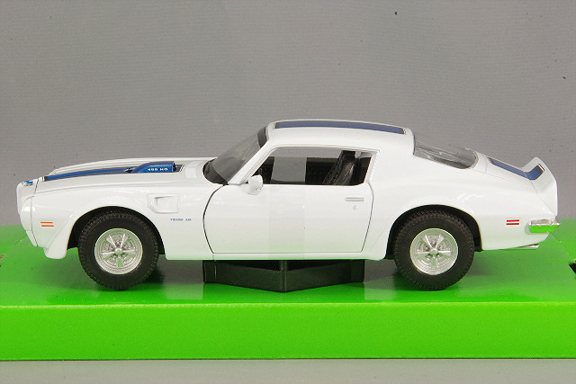 WELLY 1/24 ポンティアック ファイヤバード トランザム 1972 ホワイト