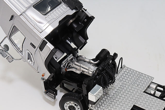 新品1/50 WSI いすゞギガ　グレー WSI 1/50 いすゞ ギガ ショートキャブ 6x4 グレー