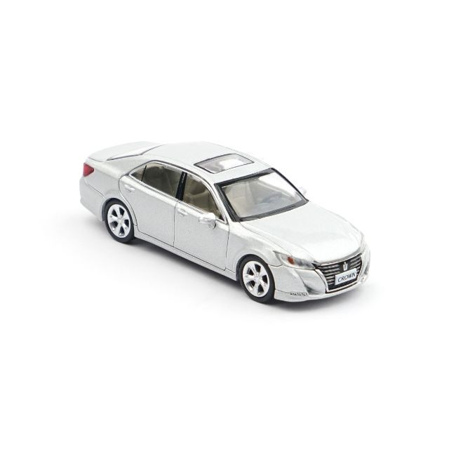 ❀未使用品 クラウン シルバー 9 ジャズ 27cm XCARTOYS 1/64 トヨタ クラウン 14代目 (中国仕様) シルバー