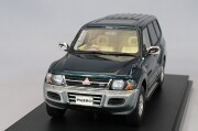 サンスター同等品1/18 V70三菱パジェロ シルバーツートン サンスター同等品1/18 V70三菱パジェロ シルバーツートン