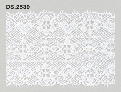 トーションレース　薄手レース 1m単位　　DS.2539　オフホワイト 68mm幅　大定　日本製