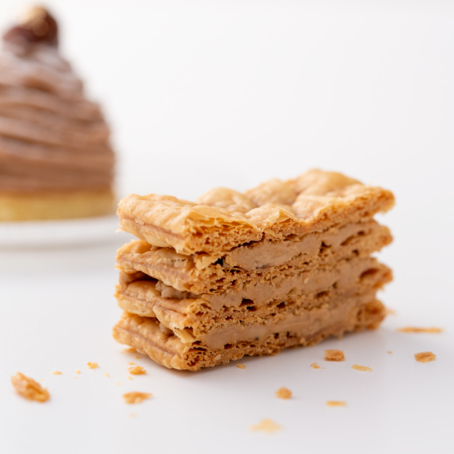 1番くじネフェルピトー シャウアプフ モントゥトゥユピー 秋冬限定】モンブランミルフイユ〈6個入り〉サクサク食感のパイ