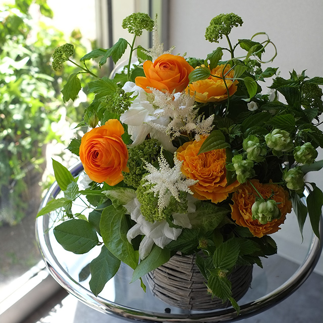 母の日　フラワーアレンジメント