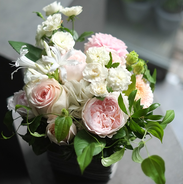 お見舞いのフラワーギフト