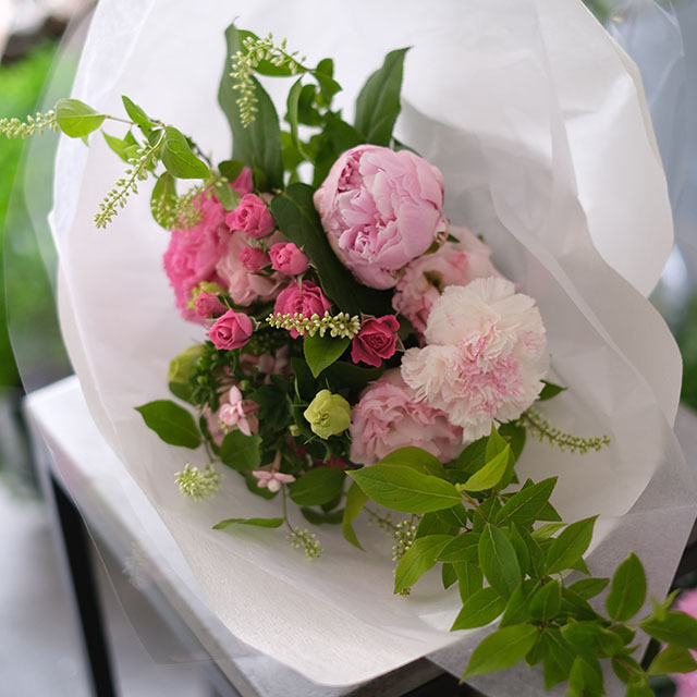 色と金額が選べる 簡単オーダー 花束 季節花おまかせ 5 000円から Gb