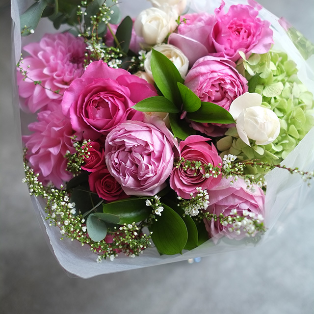 ピンク色の花束