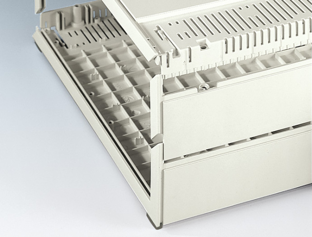 メディテック,産業用ケース,電子機器用,プラスチックケース,OKW